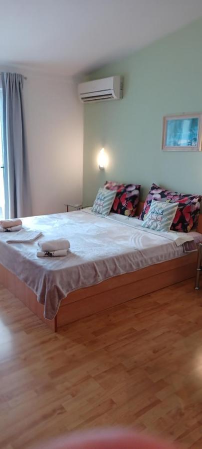 Apartmani Mary Dugi Rat Room photo